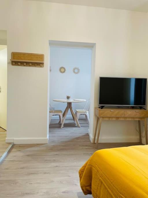 Le 18 Apartment Bourg-de-Peage Exterior photo